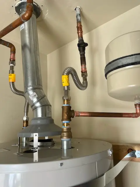 Water heater installation and plumbing repair in Pekin